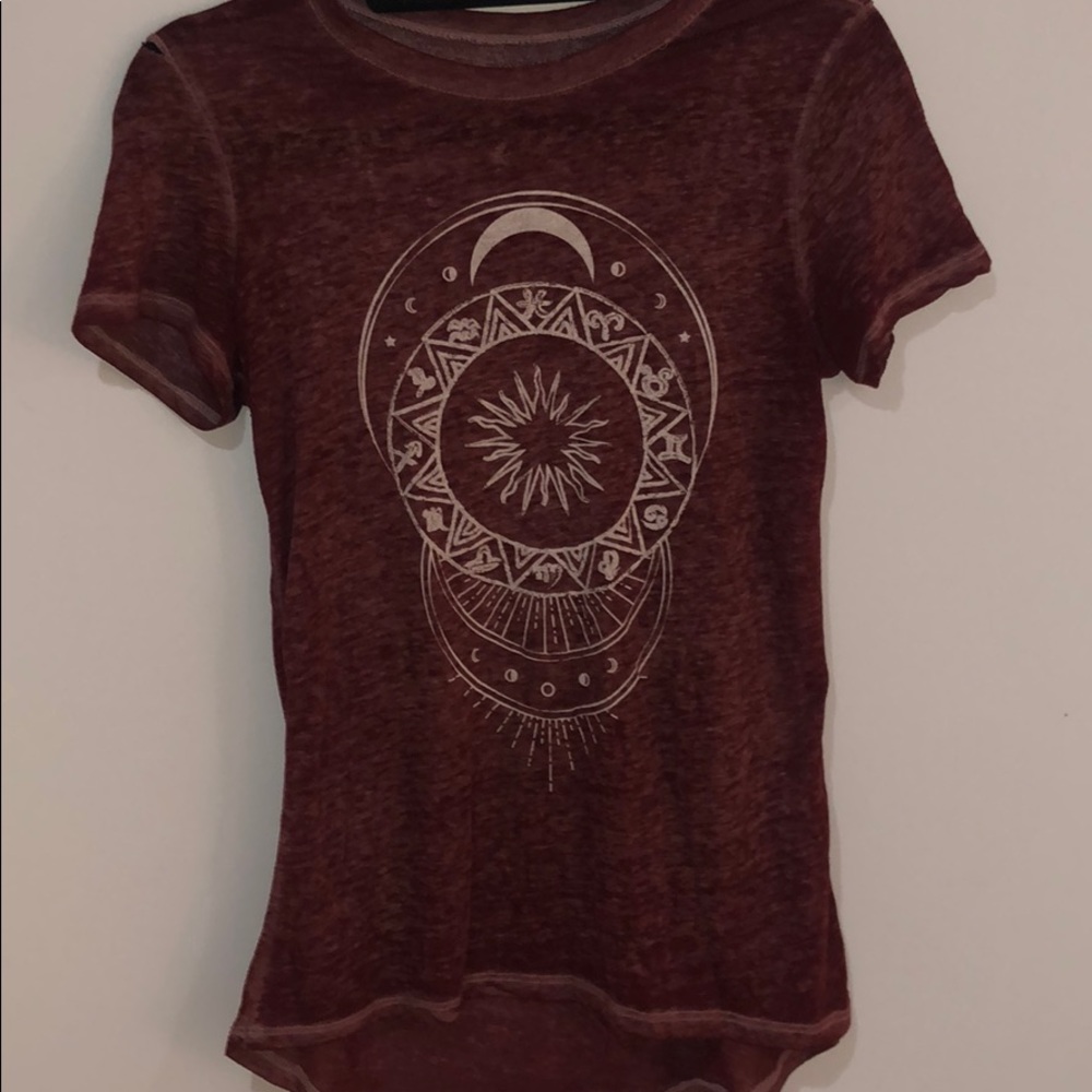 marroon sun & moon top